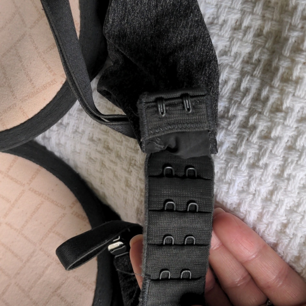 Victoria Secret Bra - Picture 3 of 6